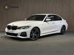 Vit Begagnad 2019 BMW 320 M Sport Sedan | 339 400 kr (Superpris)