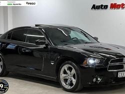 Svart Begagnad 2011 Dodge Charger Sedan | 199 900 kr