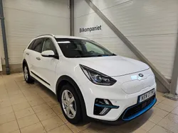 Vit Begagnad 2019 Kia e-Niro Advance SUV | 249 900 kr (Dyr)