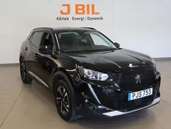 Svart Begagnad 2022 Peugeot e-2008 Allure SUV | 199 900 kr (Marknadspris)
