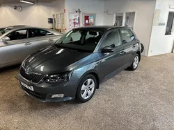 Mörkgrå (grå) Begagnad 2017 Skoda Fabia Style Halvkombi | 109 000 kr