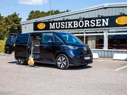 Svart Ny 2024 VW ID. Buzz Edition Van | 679 900 kr (Bra pris)