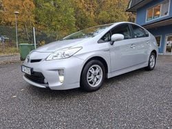 Silver Begagnad 2012 Toyota Prius Halvkombi | 139 900 kr (Marknadspris)
