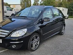 Svart Begagnad 2009 Mercedes 170 Halvkombi | 25 000 kr