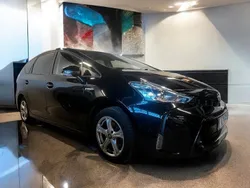 Svart Begagnad 2018 Toyota Prius Halvkombi | 249 900 kr