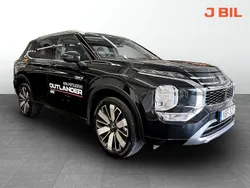 Black diamond Begagnad 2025 Mitsubishi Outlander P-HEV Instyle SUV | 599 900 kr
