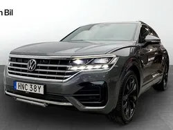 Grå Begagnad 2022 VW Touareg Executive SUV | 554 900 kr (Marknadspris)