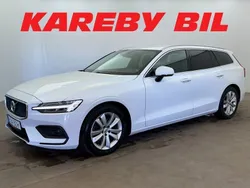 Vit Begagnad 2020 Volvo V60 Momentum Kombi | 244 700 kr (Marknadspris)