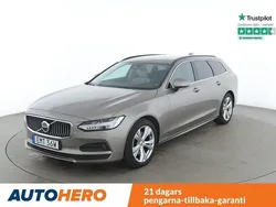 Grå Begagnad 2022 Volvo V90 Momentum Kombi | 369 000 kr (Marknadspris)