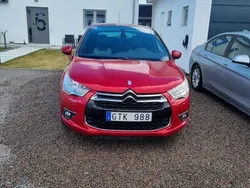Röd Begagnad 2012 Citroën DS4 Halvkombi | 58 990 kr