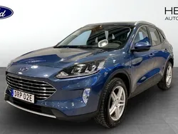 Blå (blue) Begagnad 2021 Ford Kuga Titanium SUV | 299 900 kr (Dyr)