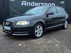 Svart Begagnad 2013 Audi A3 Sportback Attraction Halvkombi | 79 900 kr (Superpris)