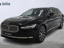 Svart Begagnad 2022 Volvo V90 Inscription Kombi | 369 000 kr (Bra pris)
