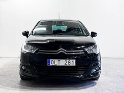 Svart Begagnad 2011 Citroën C4 Halvkombi | 70 000 kr (Bra pris)