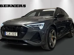 Daytonagrå pärleffekt Begagnad 2022 Audi e-tron Premium SUV | 549 000 kr