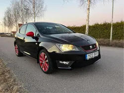 Svart Begagnad 2016 Seat Ibiza FR Halvkombi | 79 900 kr