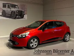 Röd Begagnad 2013 Renault Clio IV Halvkombi | 64 900 kr (Marknadspris)
