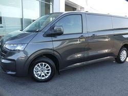 Ljusgrå (graphite dust metallic) Ny 2025 VW T6.1 Van | 644 500 kr (Dyr)