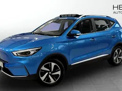 Blå (blue) Begagnad 2022 MG ZS Luxury Sedan | 244 900 kr (Marknadspris)