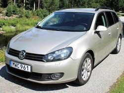 Silver Begagnad 2012 VW Golf VII Kombi | 69 000 kr
