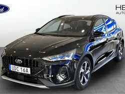 Svart (black) Begagnad 2024 Ford Focus Active Halvkombi | 219 900 kr (Bra pris)