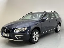 Blå Begagnad 2015 Volvo XC70 Momentum SUV | 196 000 kr (Marknadspris)