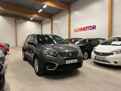 Mörkgrå Begagnad 2017 Peugeot 5008 Minibuss | 129 900 kr (Bra pris)