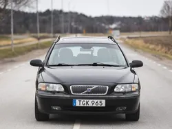 Svart Begagnad 2002 Volvo V70 Kombi | 29 000 kr (Bra pris)