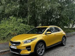 Gul Begagnad 2020 Kia XCeed SUV | 189 900 kr (Marknadspris)