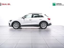 Vit Begagnad 2023 Audi Q3 Proline SUV | 324 700 kr (Marknadspris)