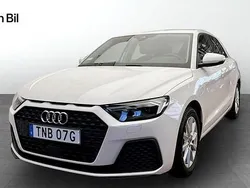 Cortinavit Begagnad 2022 Audi A1 Sportback Proline Halvkombi | 209 000 kr (Marknadspris)