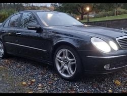 Svart Begagnad 2002 Mercedes E500 Avantgarde Sedan | 70 000 kr (Superpris)