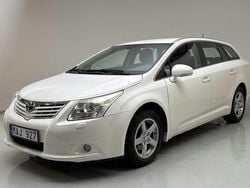 Vit Begagnad 2011 Toyota Avensis Kombi | 80 000 kr (Superpris)