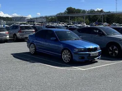 Blå Begagnad 2004 BMW 320 M Sport Sedan | 39 900 kr (Lite dyr)
