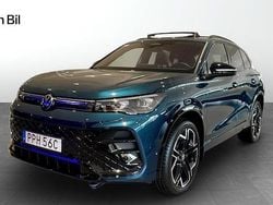 Mörkgrå (dolphin grey metallic) Ny 2025 VW Tiguan R-line SUV | 569 900 kr (Marknadspris)