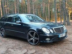 Svart Begagnad 2007 Mercedes E320 AMG Kombi | 63 000 kr (Marknadspris)