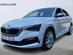 Vit Begagnad 2020 Skoda Scala Dynamic Halvkombi | 219 900 kr (Marknadspris)