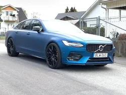 Blå Begagnad 2017 Volvo S90 R-Design Sedan | 339 900 kr (Dyr)