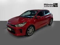 Röd Begagnad 2017 Kia Rio Halvkombi | 134 900 kr (Dyr)