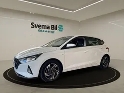 Vit Begagnad 2022 Hyundai i20 Essential Halvkombi | 164 900 kr (Bra pris)