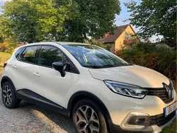 Vit Begagnad 2018 Renault Captur SUV | 125 000 kr (Marknadspris)