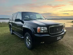Svart Begagnad 2000 Cadillac Escalade SUV | 165 000 kr