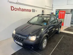 Blå Begagnad 2006 Fiat Strada Van | 26 900 kr