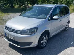 Silver Begagnad 2013 VW Touran Minibuss | 72 000 kr (Marknadspris)