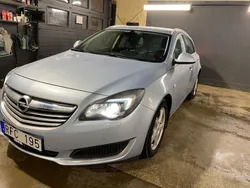 Grå Begagnad 2014 Opel Insignia Business Kombi | 79 900 kr (Bra pris)