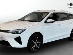 Vit (white) Begagnad 2022 MG MG5 EV Kombi | 229 900 kr (Bra pris)