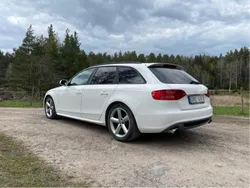 Vit Begagnad 2010 Audi A4 S-Line Kombi | 70 000 kr (Lite dyr)