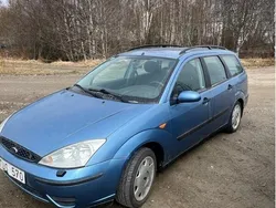 Blå Begagnad 2003 Ford Focus Kombi | 16 000 kr (Marknadspris)