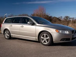 Brun Begagnad 2011 Volvo V70 Momentum Kombi | 29 000 kr (Superpris)