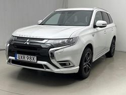 Vit Begagnad 2020 Mitsubishi Outlander SUV | 240 000 kr